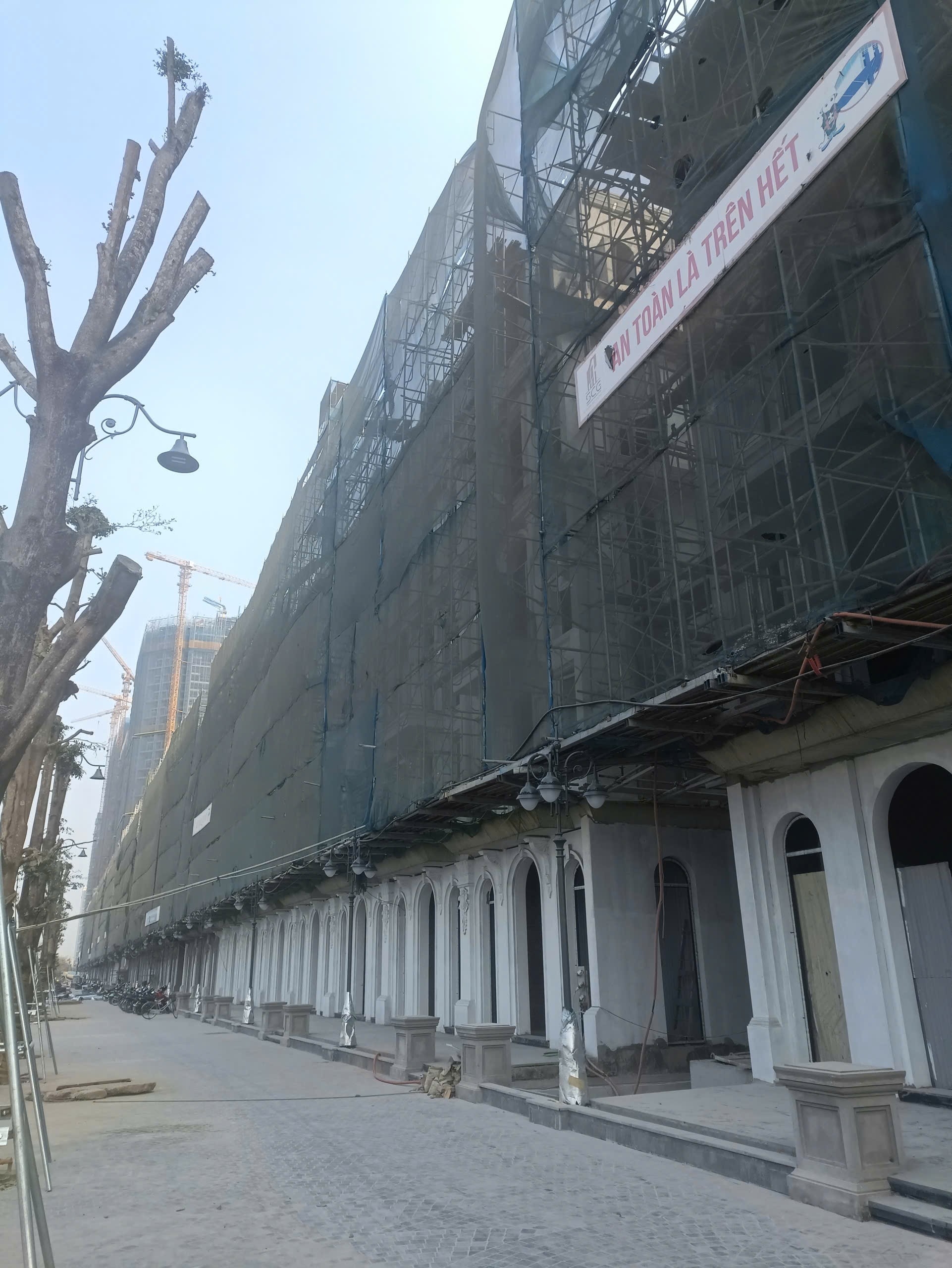 THI CÔNG XÂY THÔ VÀ HOÀN THIỆN MẶT NGOÀI NHÀ Ở THẤP TẦNG 41 CĂN THUỘC DỰ ÁN THI CÔNG XÂY THÔ VÀ HOÀN THIỆN MẶT NGOÀI NHÀ Ở THẤP TẦNG 41 CĂN THUỘC DỰ ÁN